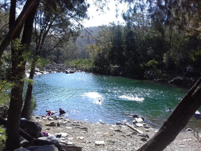 apsley river waterhole douglas apsley national park tasmania 768x576