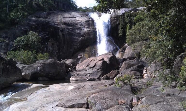 murray upper falls girramay national park queensland 768x459