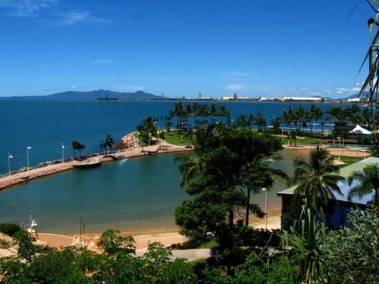 the strand rockpool townsville queensland 768x576