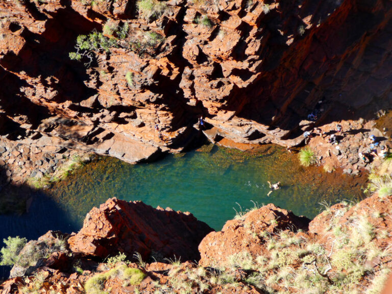 knox gorge karijini national park western australia 768x576