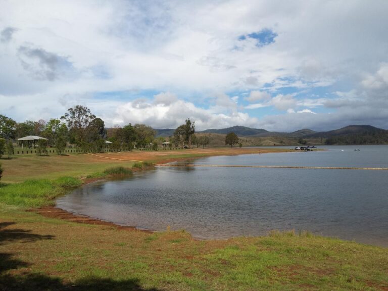 The Spit Somerset Dam QLD 01 768x576