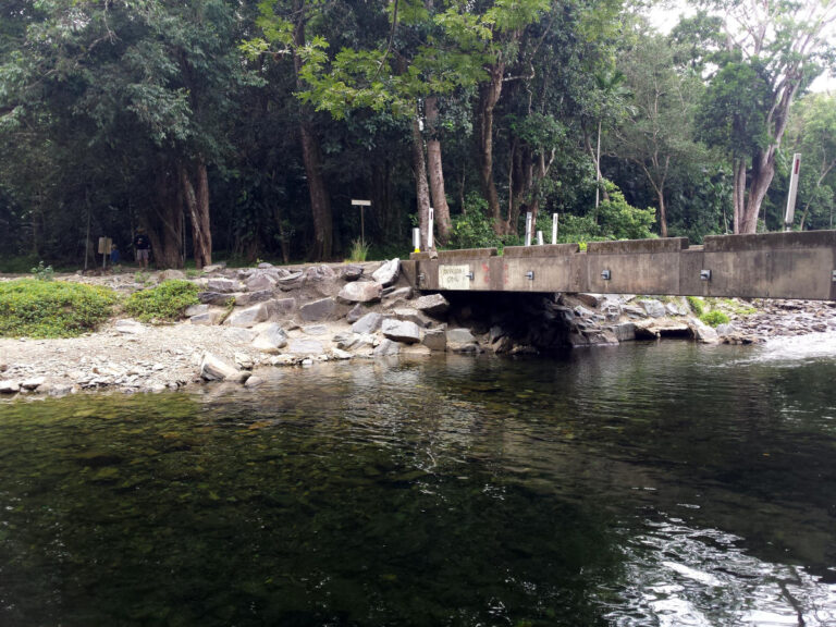 Spring Creek Swimming Hole Port Douglas QLD 02 768x576