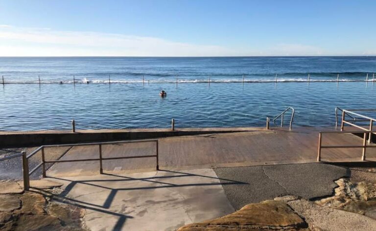 cronulla beach rock pool cronulla nsw 768x473