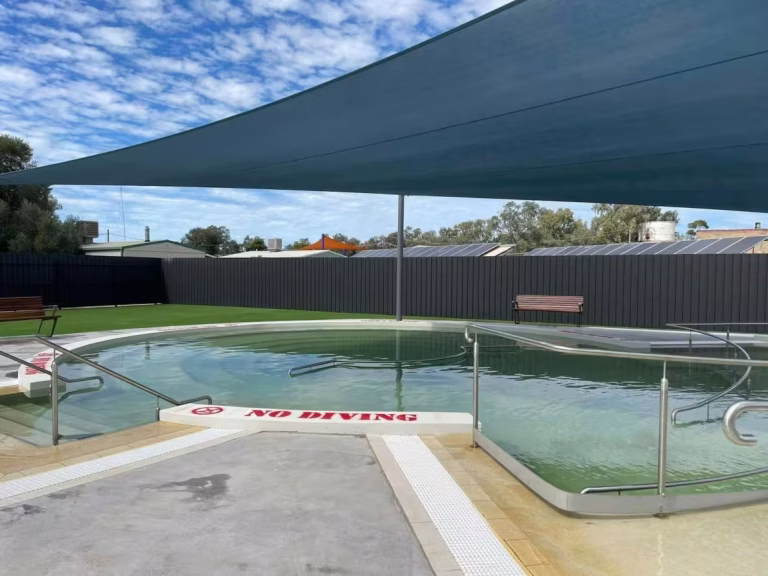 collarenebri artesian bore baths collarenebri nsw au 768x576